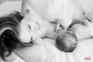 Reportajes fotográficos de embarazo y bebés en casa